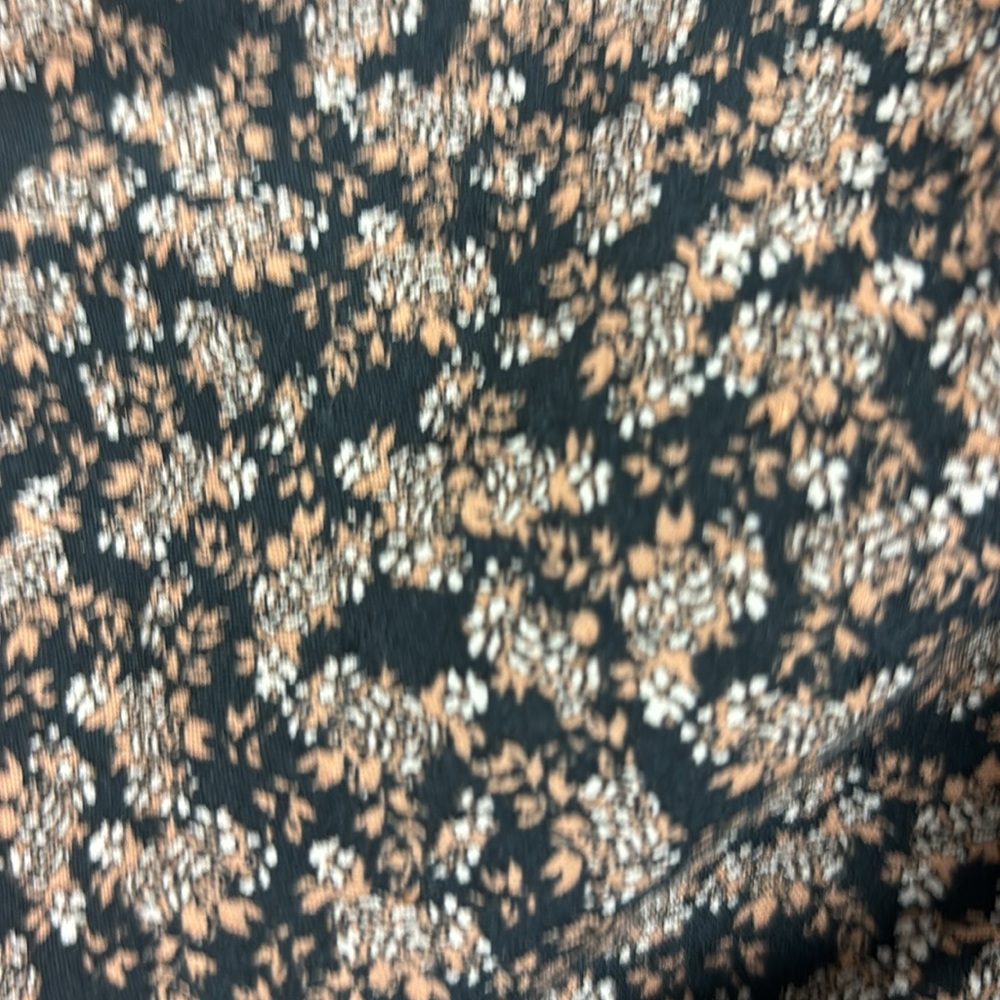 Universal Thread Top - Picture 7 of 7